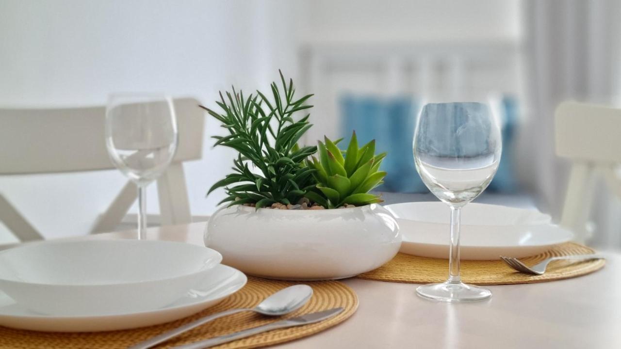 Finnem Rentals Zikova Prague Extérieur photo