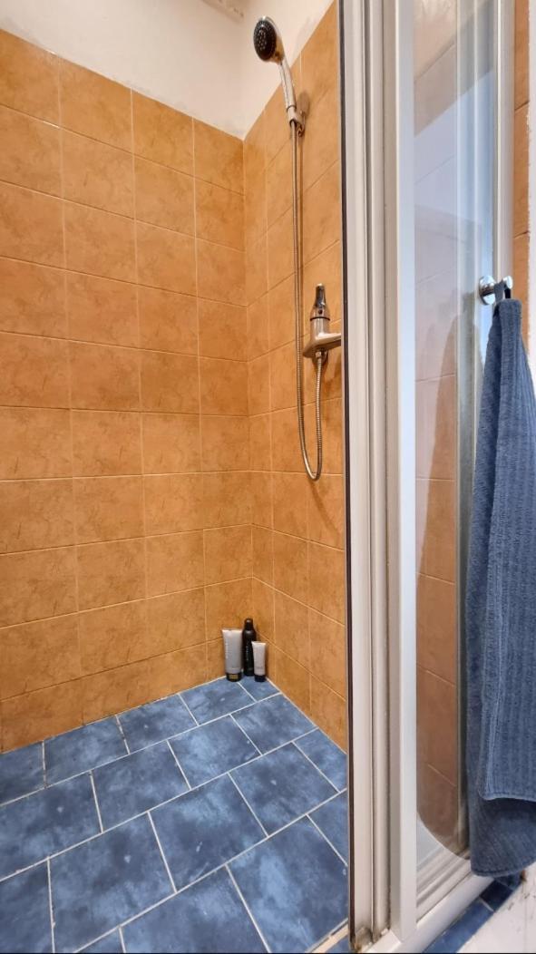 Finnem Rentals Zikova Prague Extérieur photo